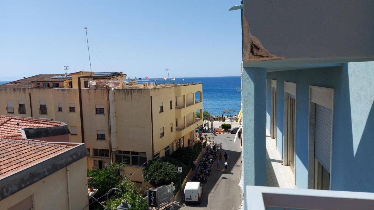Casa Floridea -Mediterranea Sicilia Apt Cefalù Exterior foto