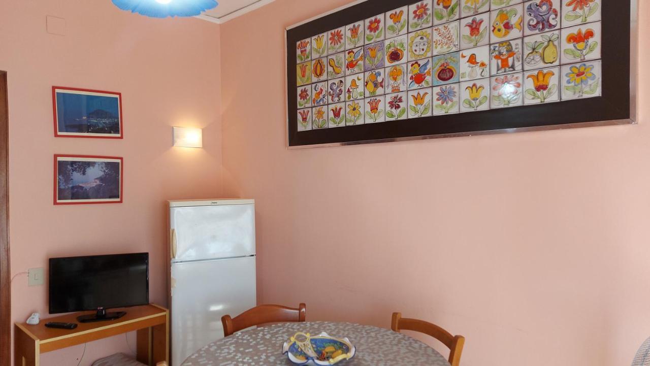 Casa Floridea -Mediterranea Sicilia Apt Cefalù Exterior foto