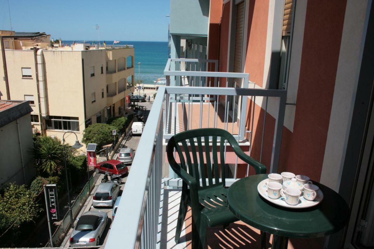 Casa Floridea -Mediterranea Sicilia Apt Cefalù Exterior foto